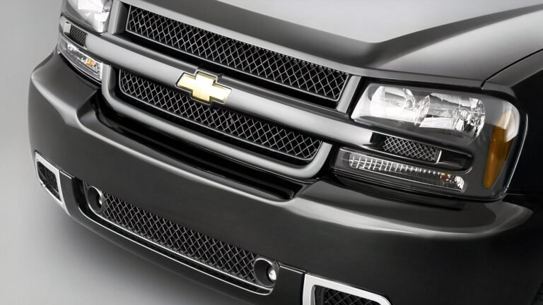 These Mid-2000s GM Performance Cars Were Strange And Forgotten