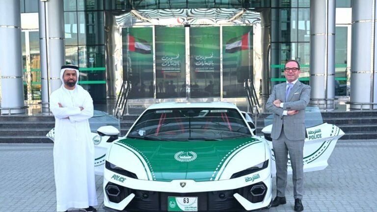 Dubai Police Just Added a 920-HP Lamborghini to Its Fleet