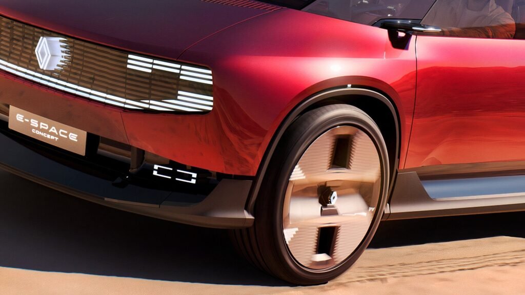 Renault Might Sneak Into ID. Buzz Territory With A Revived Espace Minivan