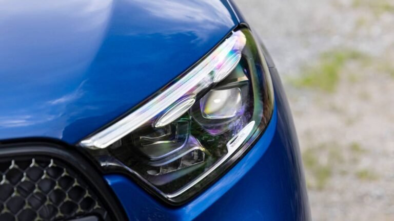 The Feds Are Targeting Headlight Glare With Push for New Rules