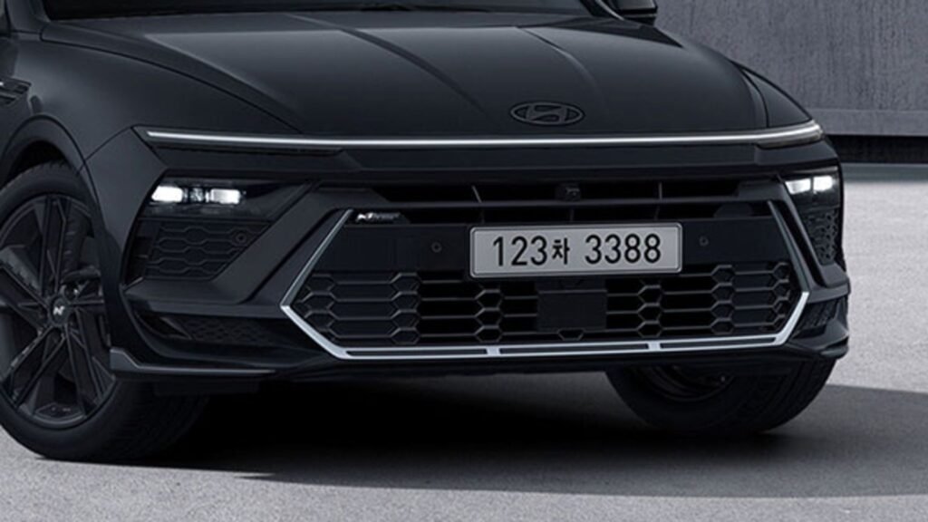 A Blacked-Out Hyundai Sonata Could Steal Camry Nightshade's Thunder