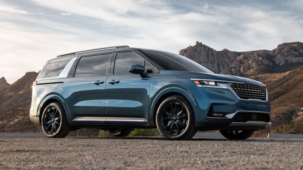 This Is How Much 2022 Kia Carnival Minivans Have Depreciated In 4 Years
