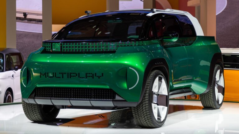 Fiat Might Actually Build Its Wild Crossover Minivan Pickup