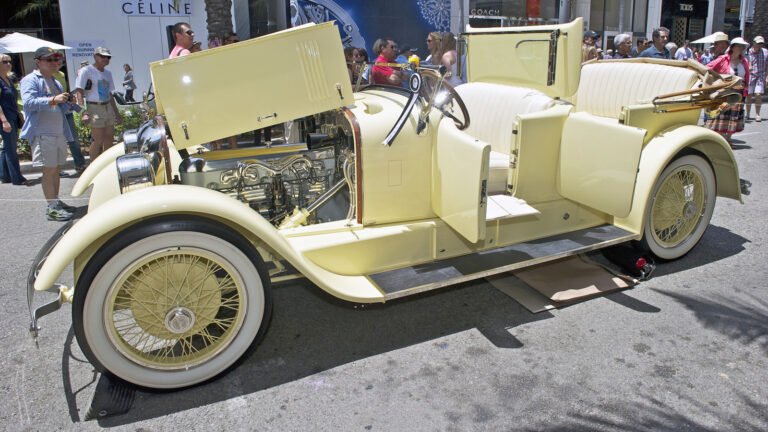 The First Car To Get Four-Wheel Hydraulic Brakes Was A Duesenberg