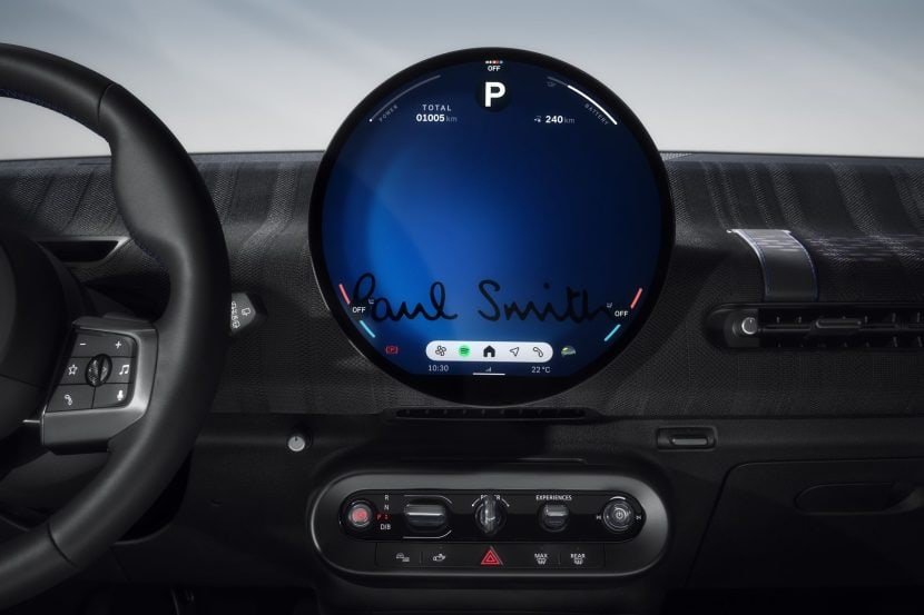 MINI Won’t Ditch Its Round Screen Amid Functionality Drawbacks