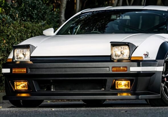 Giving Your Toyota 86 Pop-Up Headlights Is Way Easier Than You Think